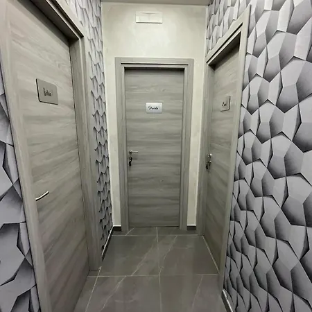 Bed & Breakfast A Casa Di Giovy-5 Minuti Da Aeroporto