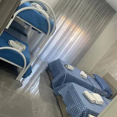 A Casa Di Giovy-5 Minuti Da Aeroporto 3* 菲乌米奇诺
